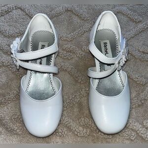 Girls White Dress Shoes - Strappy Flower Accents With Heel, Size 13